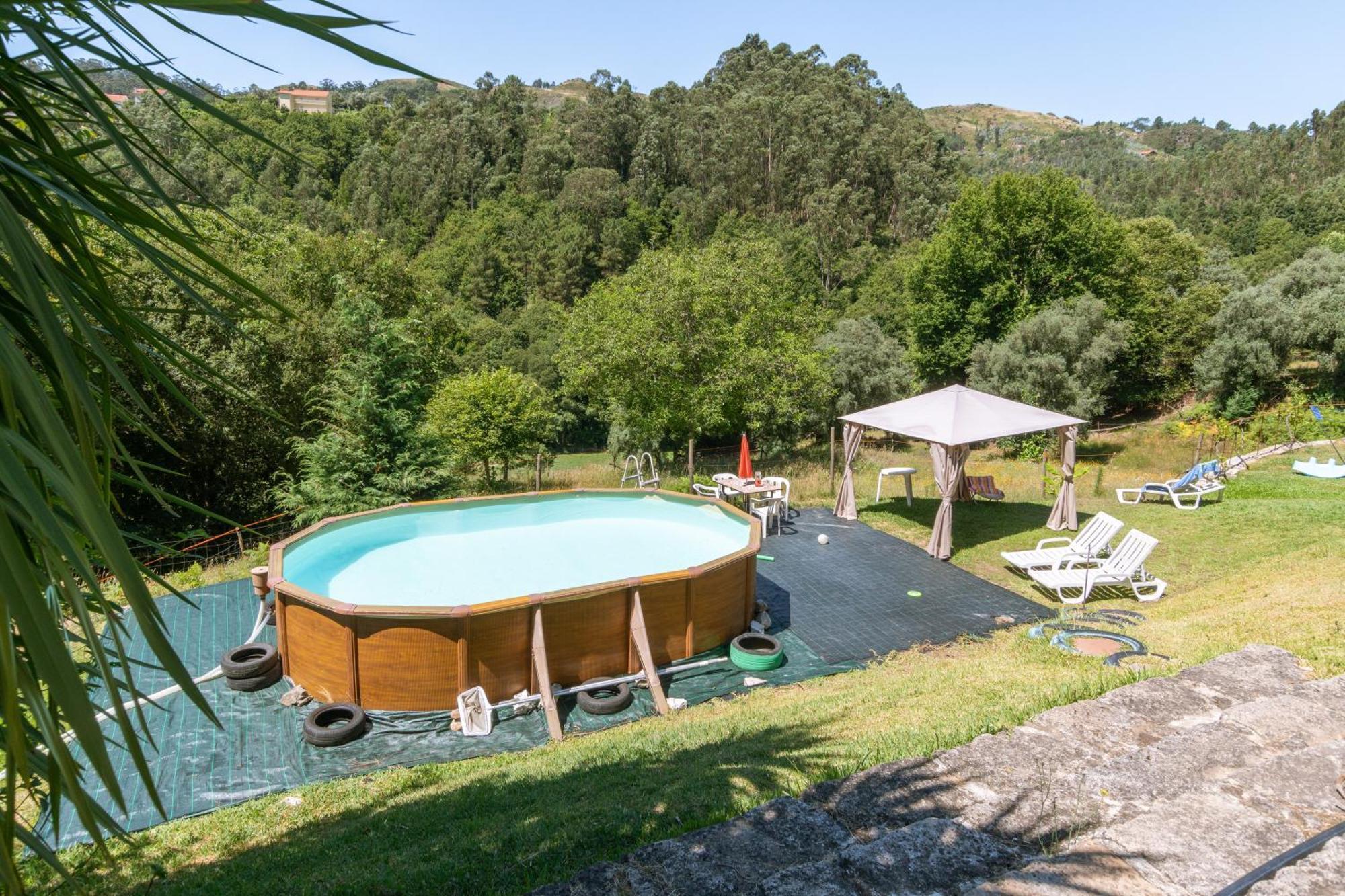 Country house Agrofarm With Animals - Qta Entre Sebes